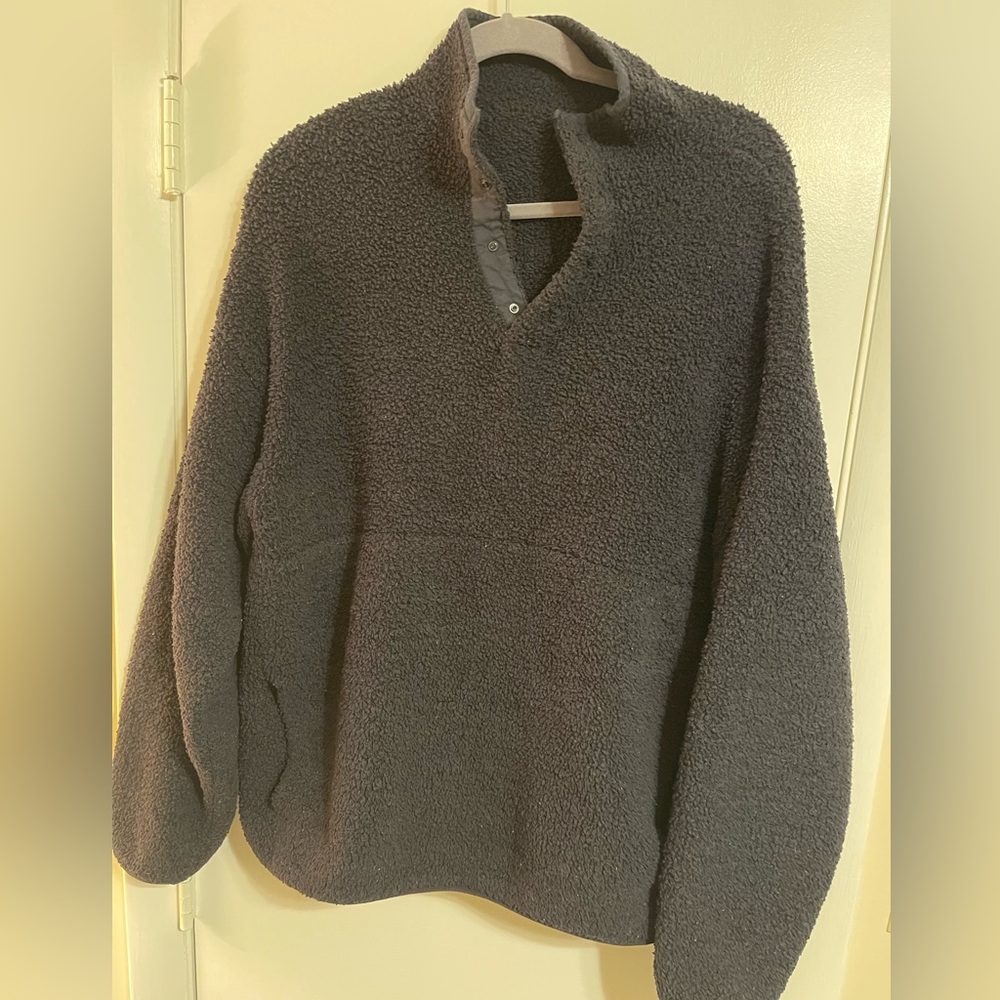 SKIMS Black Pullover